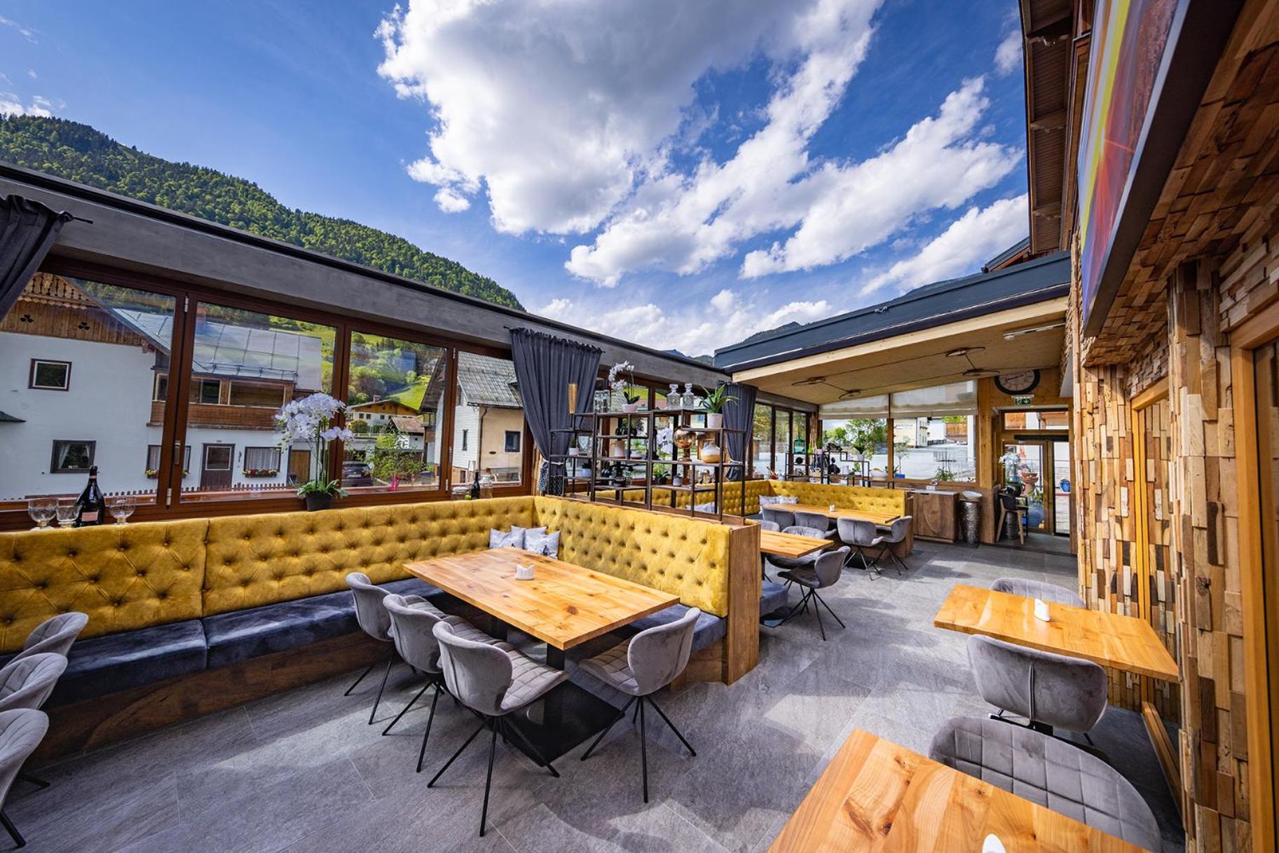 Apart- Und Wellnesshotel Dachsteinresort Rußbach am Paß Gschütt Exteriör bild
